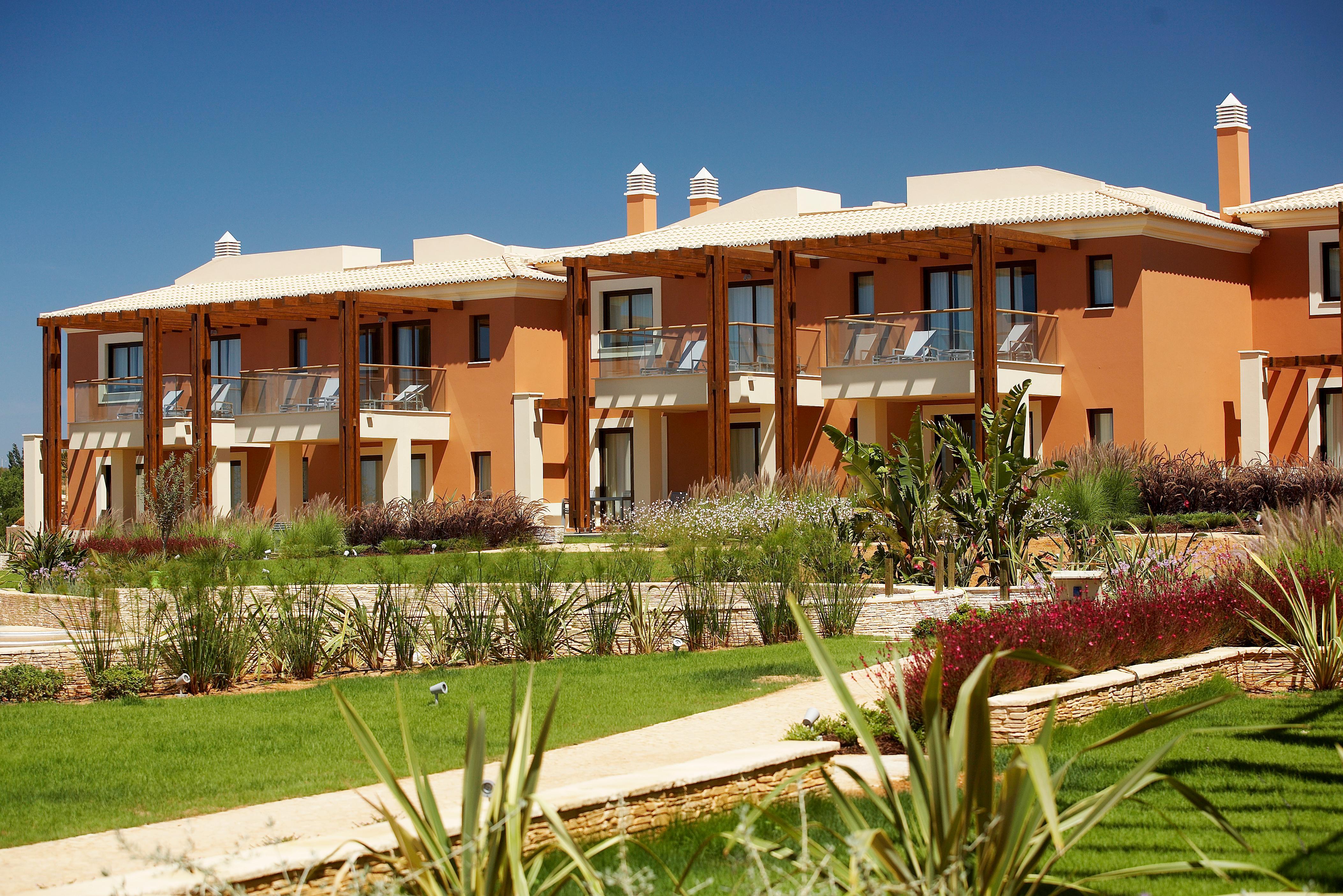 Monte Santo Resort Καρβοέιρο Εξωτερικό φωτογραφία The resort's villas