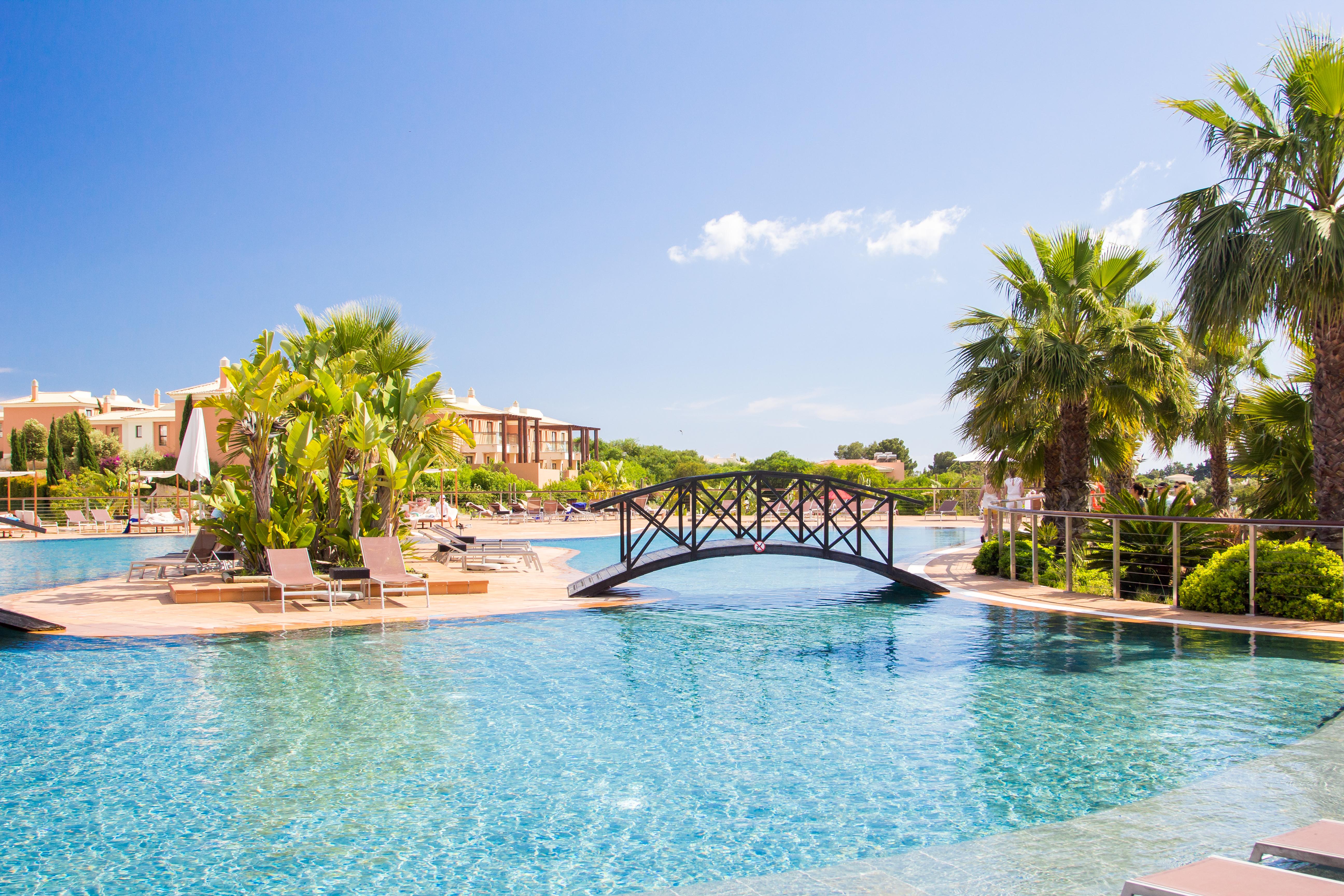 Monte Santo Resort Καρβοέιρο Εξωτερικό φωτογραφία The resort's lagoon